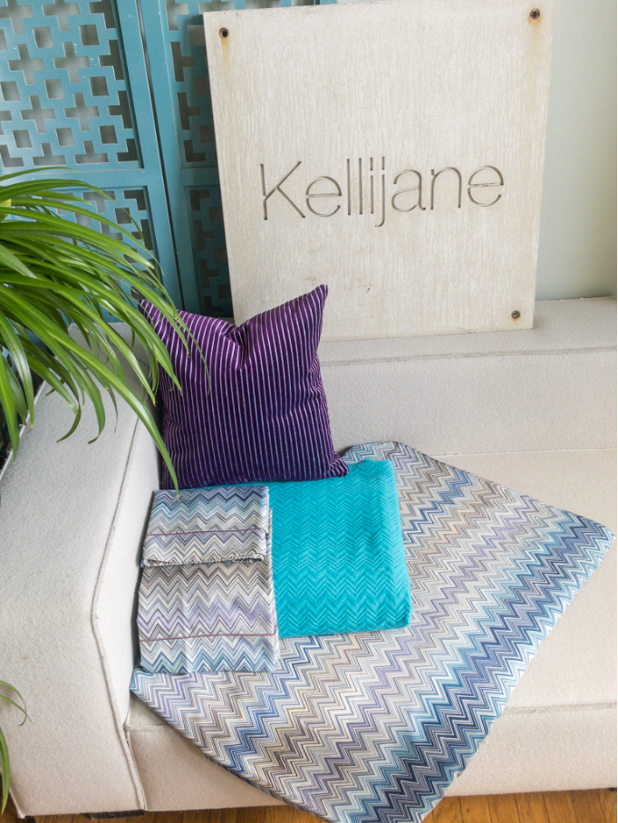 John Duvet Set with Matching Shams (King)